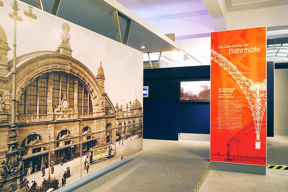 Entstehung und Renaissance der Bahnhöfe
