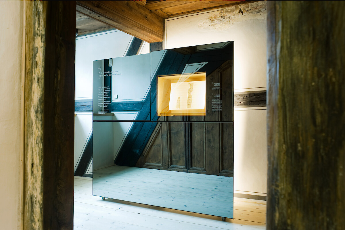  (Gerd Grimm &copy;&nbsp;Marius Schreyer Design)