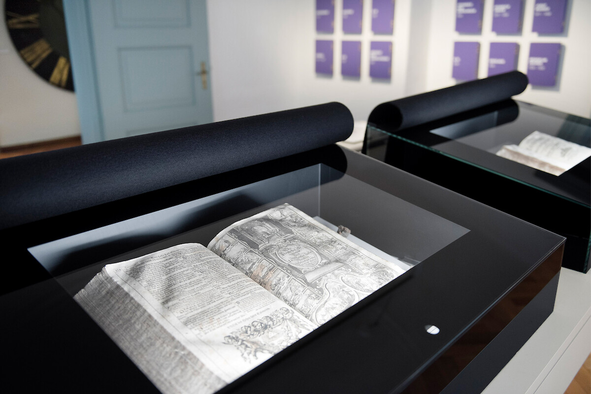  (Gerd Grimm &copy;&nbsp;Marius Schreyer Design)